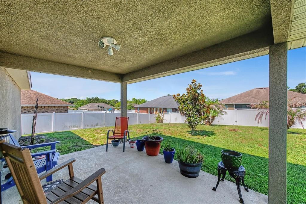 For Sale: $374,900 (3 beds, 2 baths, 1854 Square Feet)