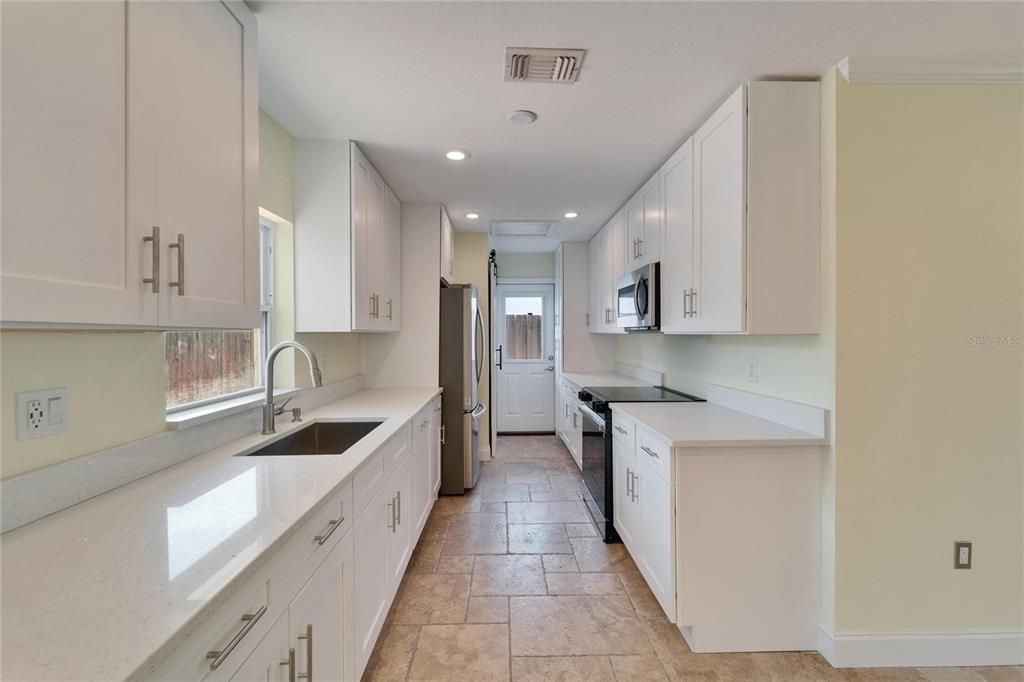 For Sale: $515,000 (3 beds, 2 baths, 1350 Square Feet)