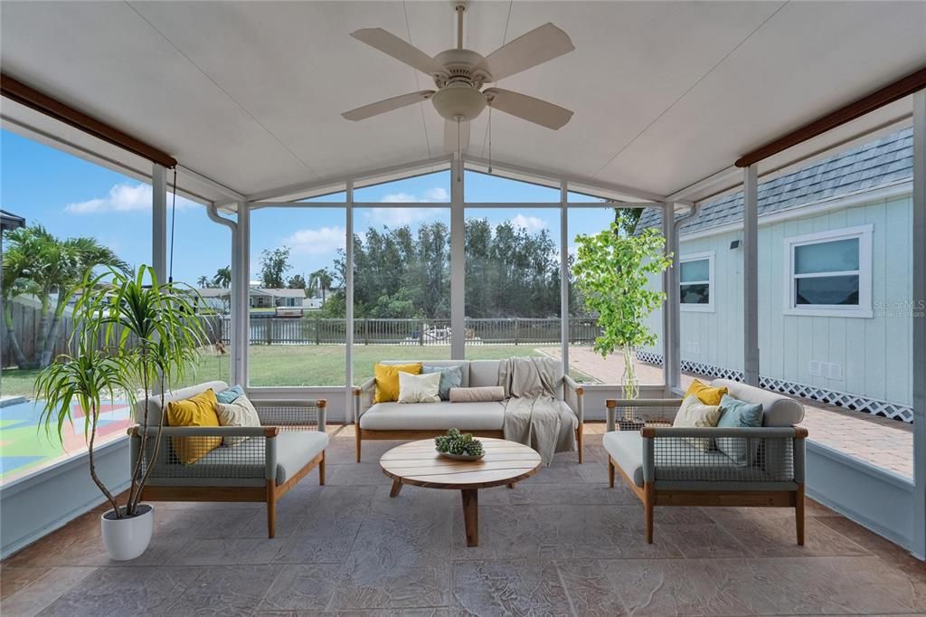For Sale: $515,000 (3 beds, 2 baths, 1350 Square Feet)