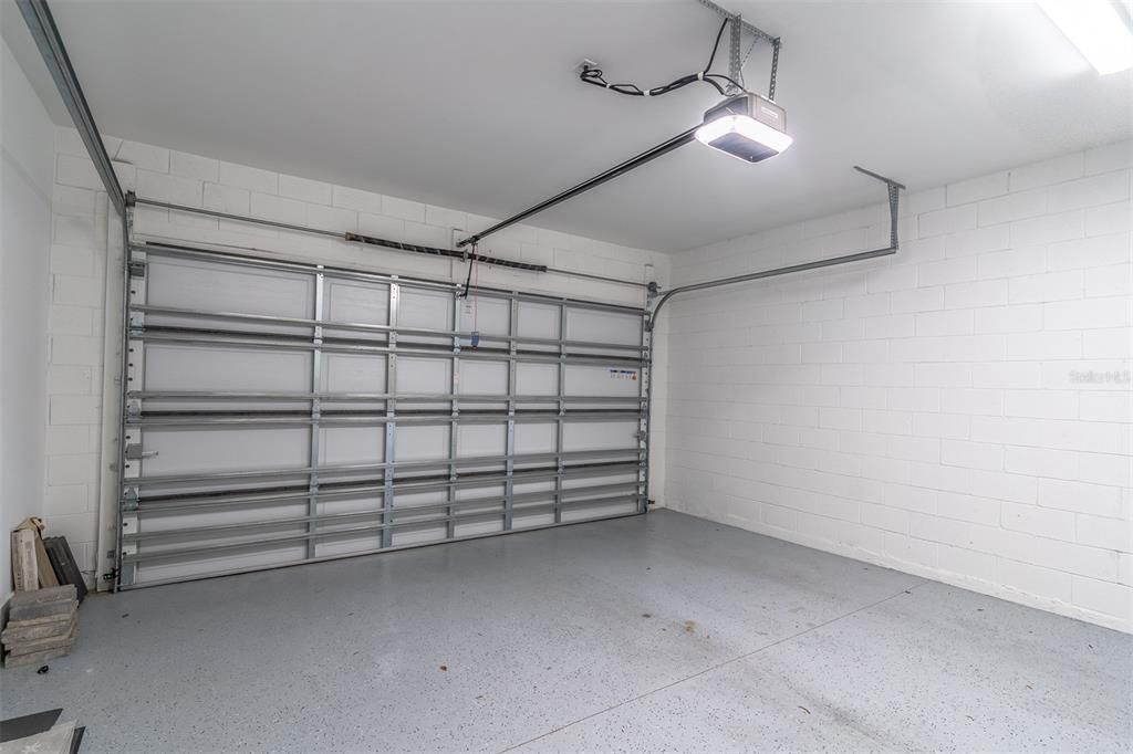 En Venta: $899,000 (3 camas, 3 baños, 1824 Pies cuadrados)