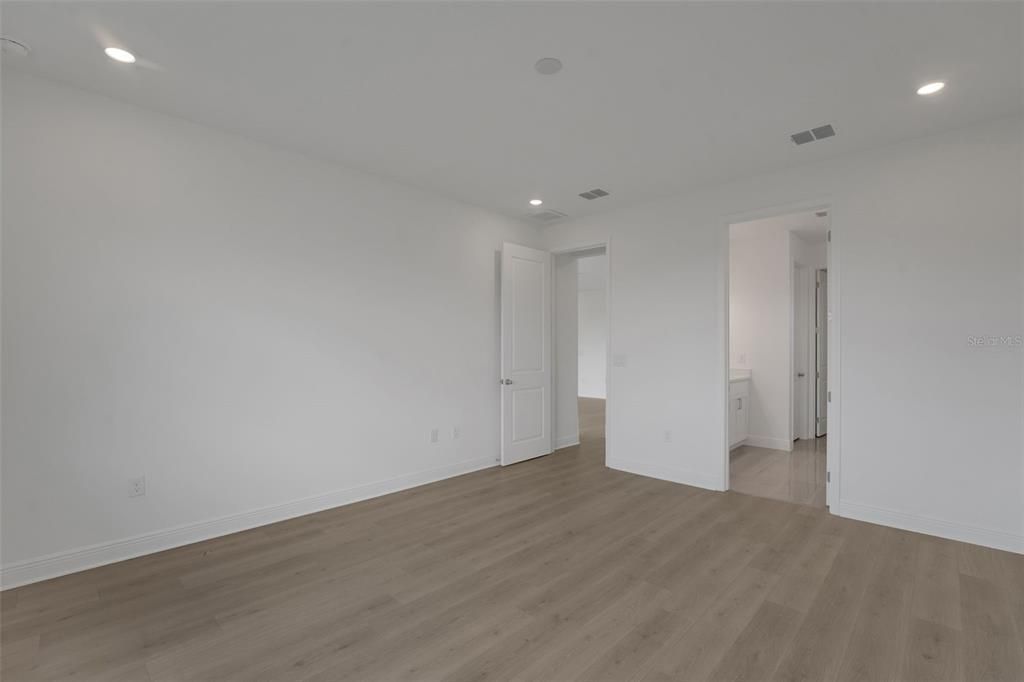На продажу: $989,990 (5 спален, 4 ванн, 3839 Квадратных фут)