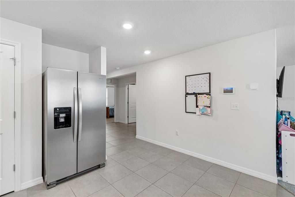 En Venta: $330,000 (3 camas, 2 baños, 1405 Pies cuadrados)