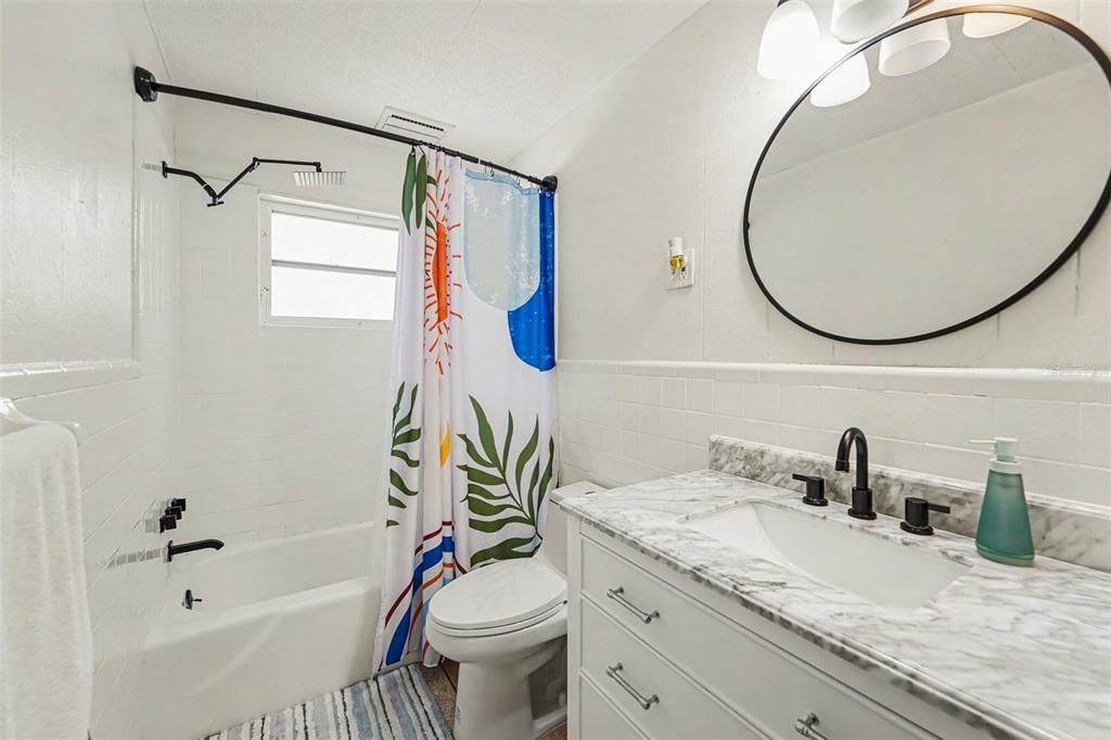 For Sale: $435,000 (3 beds, 2 baths, 1395 Square Feet)
