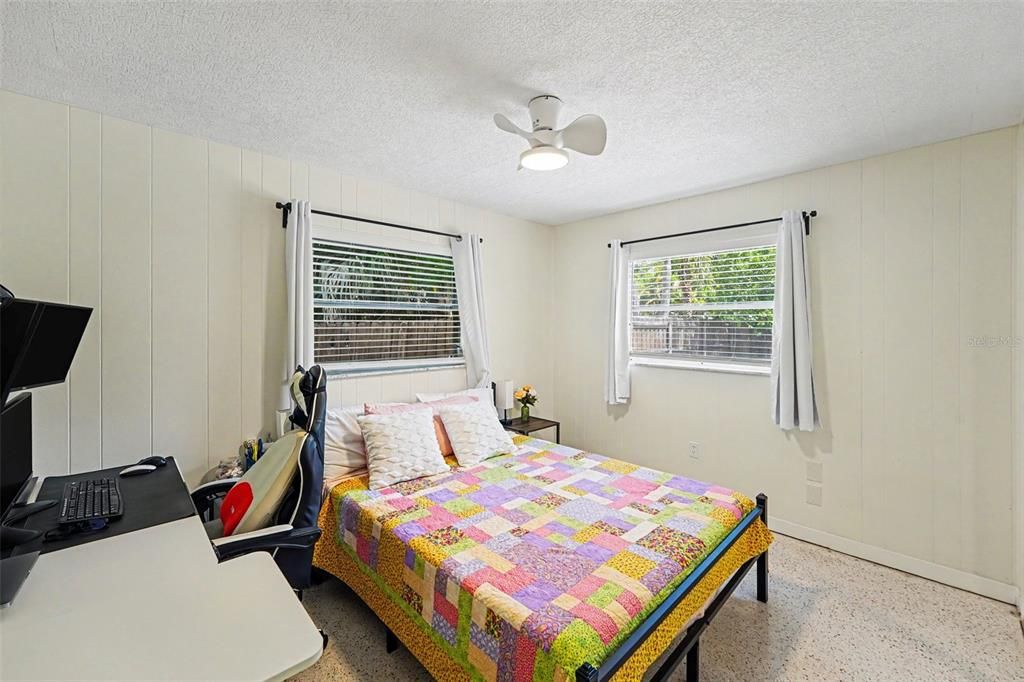 For Sale: $435,000 (3 beds, 2 baths, 1395 Square Feet)