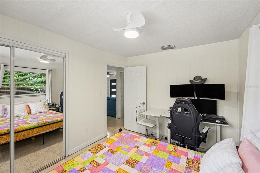 For Sale: $435,000 (3 beds, 2 baths, 1395 Square Feet)