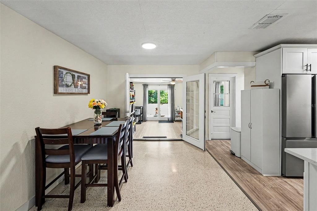 For Sale: $435,000 (3 beds, 2 baths, 1395 Square Feet)