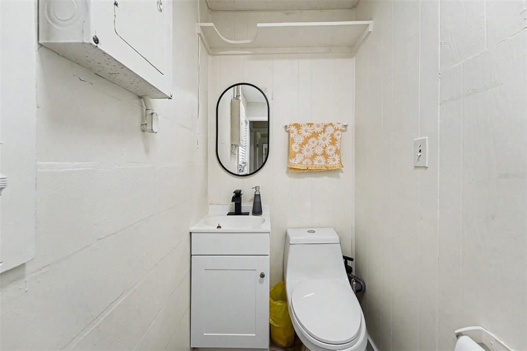 For Sale: $435,000 (3 beds, 2 baths, 1395 Square Feet)