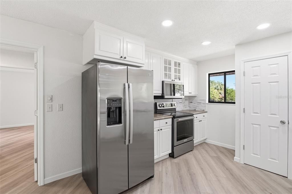 En Venta: $239,990 (3 camas, 2 baños, 1886 Pies cuadrados)