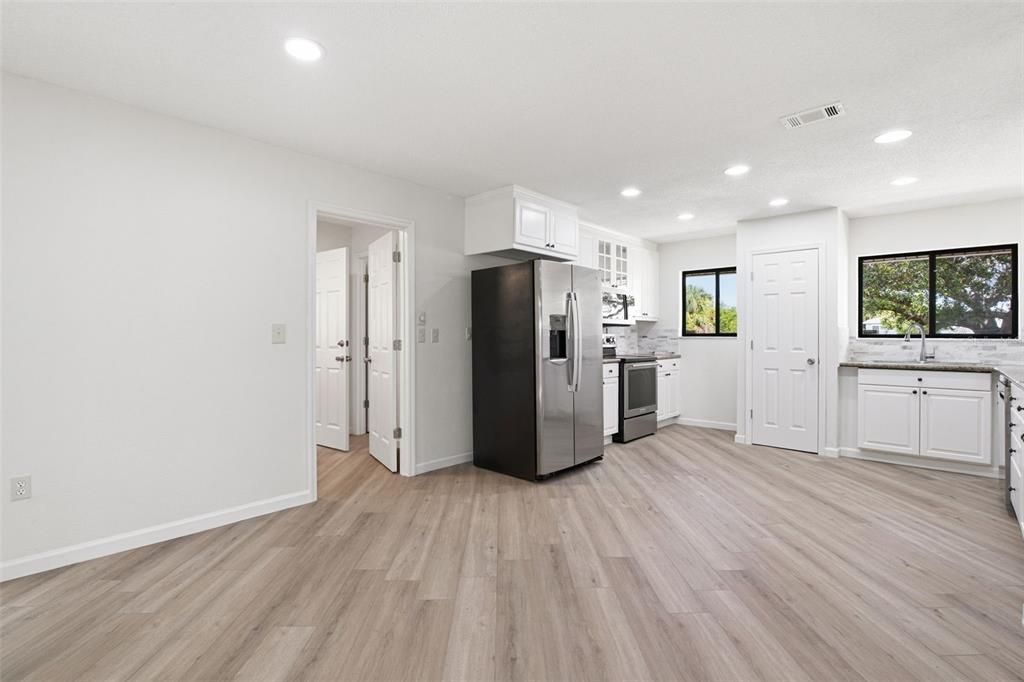 En Venta: $239,990 (3 camas, 2 baños, 1886 Pies cuadrados)