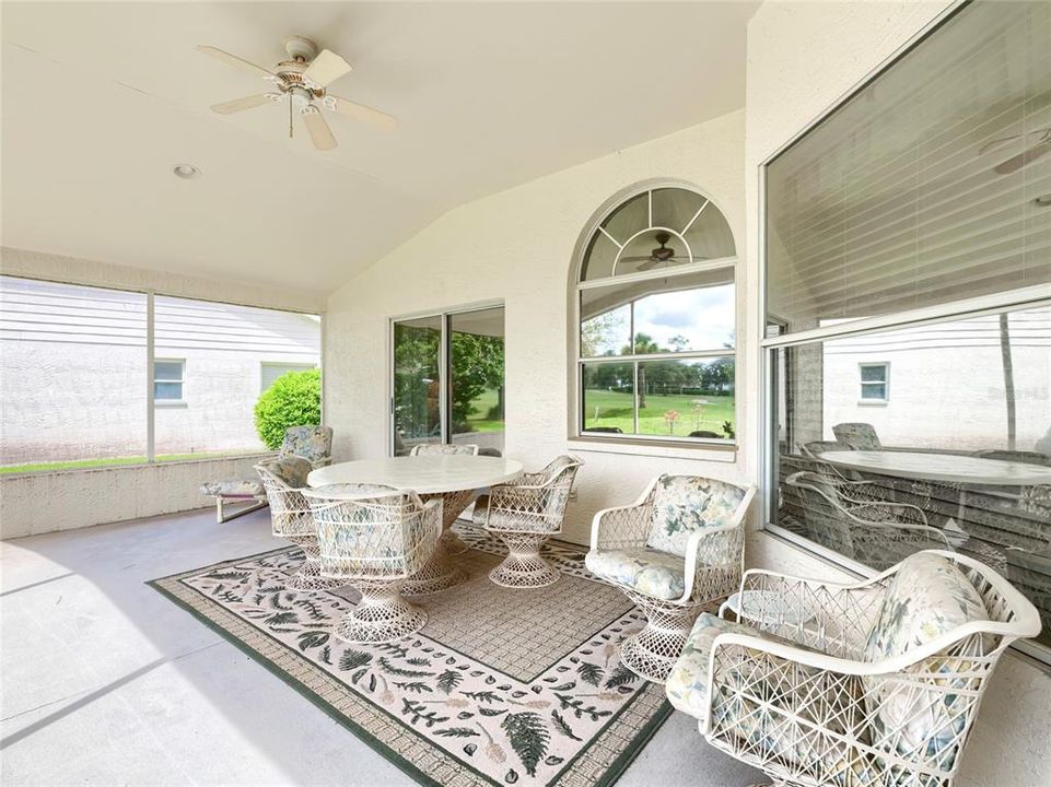 For Sale: $300,000 (3 beds, 2 baths, 1909 Square Feet)