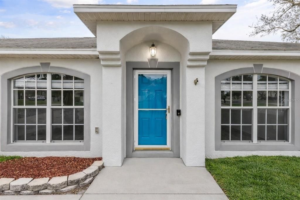 For Rent: $2,200 (4 beds, 2 baths, 2238 Square Feet)
