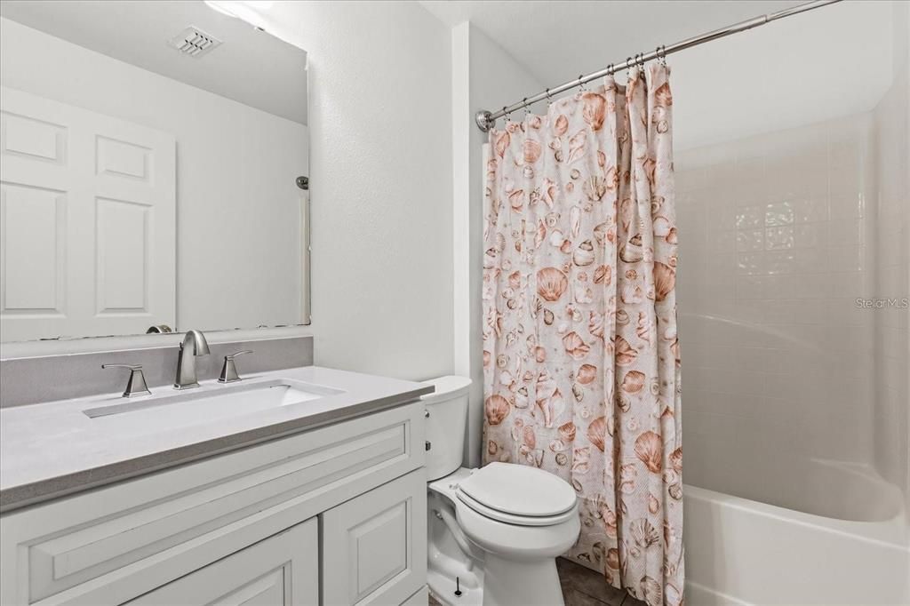 For Rent: $2,200 (4 beds, 2 baths, 2238 Square Feet)