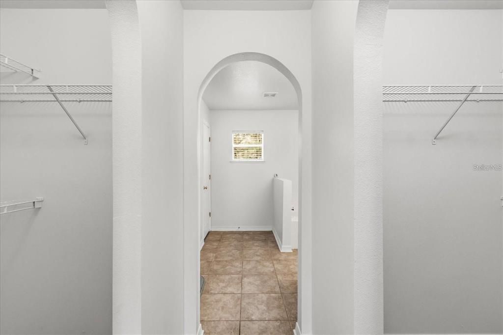 For Rent: $2,200 (4 beds, 2 baths, 2238 Square Feet)