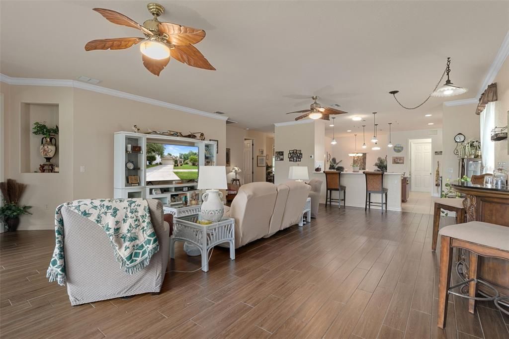 For Sale: $339,000 (3 beds, 2 baths, 2191 Square Feet)
