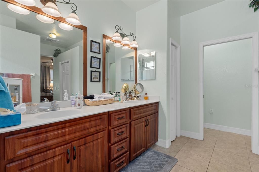 For Sale: $339,000 (3 beds, 2 baths, 2191 Square Feet)