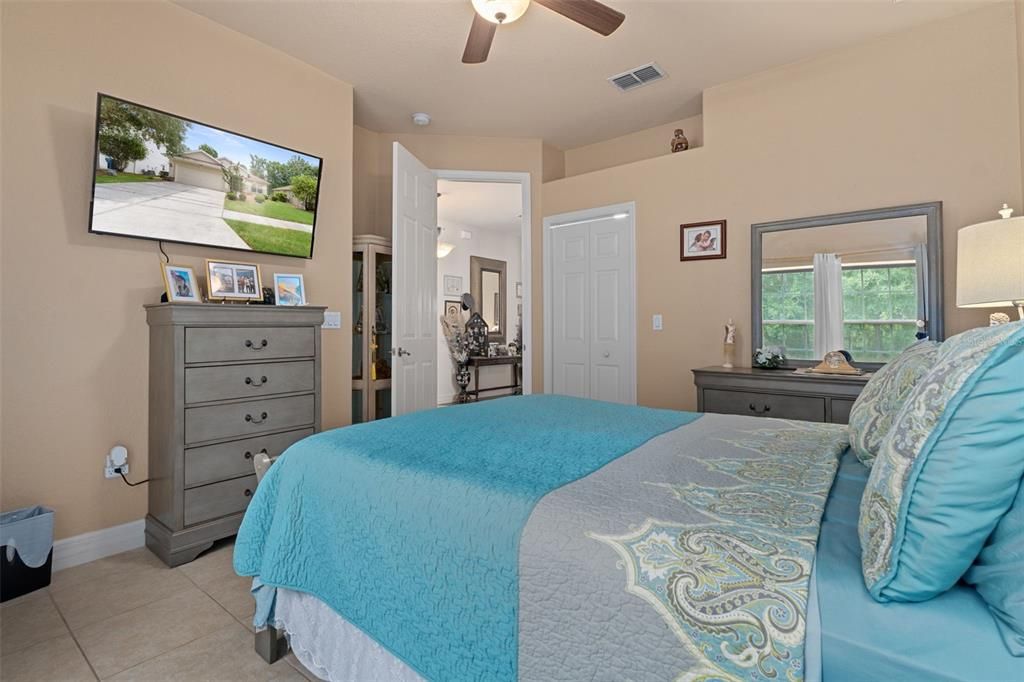 For Sale: $339,000 (3 beds, 2 baths, 2191 Square Feet)