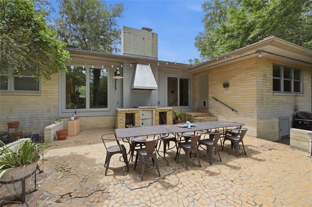En Venta: $850,000 (4 camas, 3 baños, 2536 Pies cuadrados)