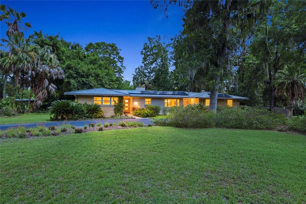 En Venta: $850,000 (4 camas, 3 baños, 2536 Pies cuadrados)