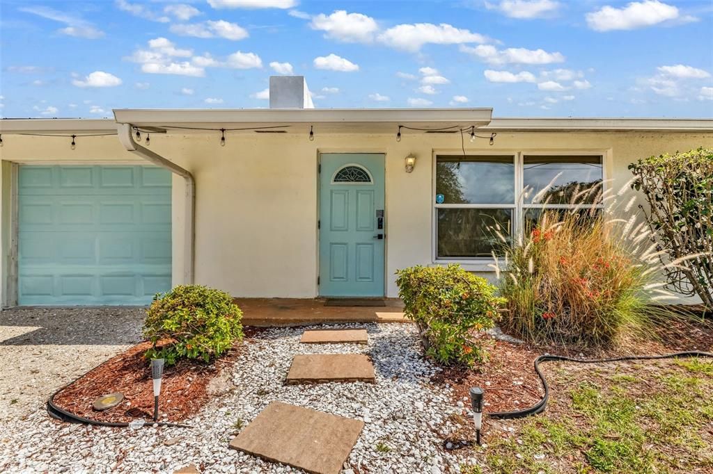 For Sale: $389,000 (3 beds, 2 baths, 1803 Square Feet)