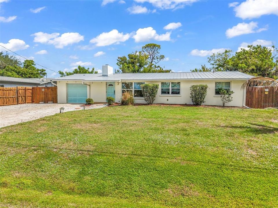 For Sale: $389,000 (3 beds, 2 baths, 1803 Square Feet)