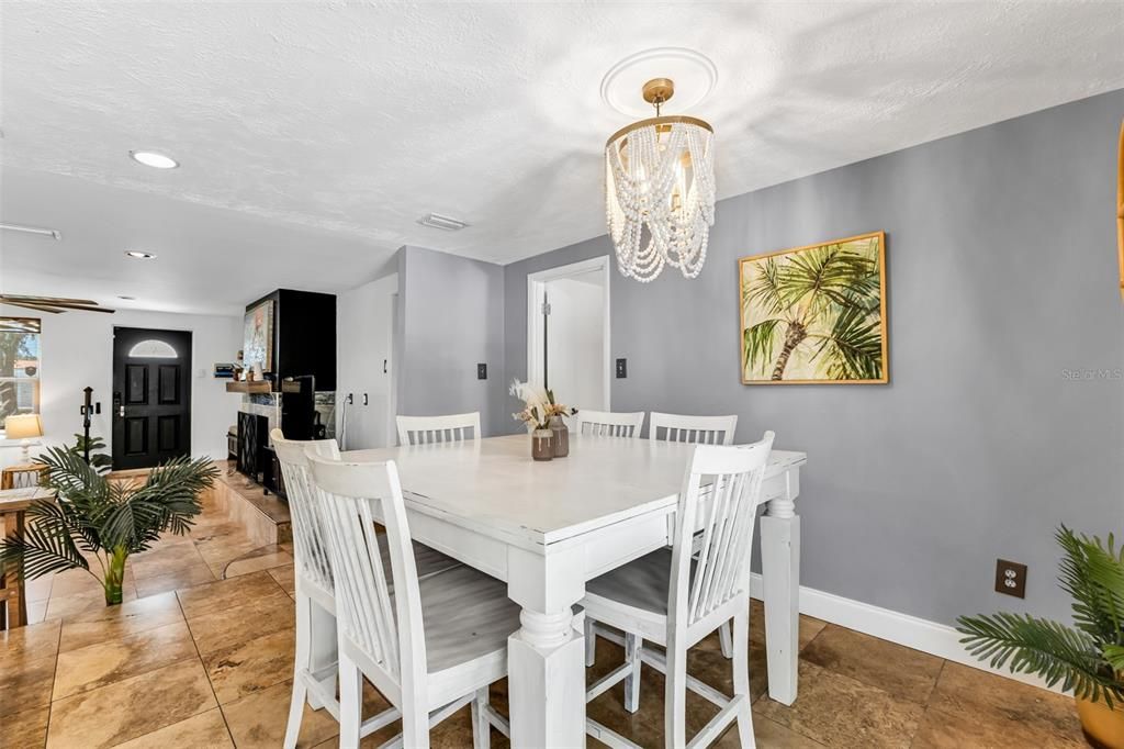 For Sale: $389,000 (3 beds, 2 baths, 1803 Square Feet)