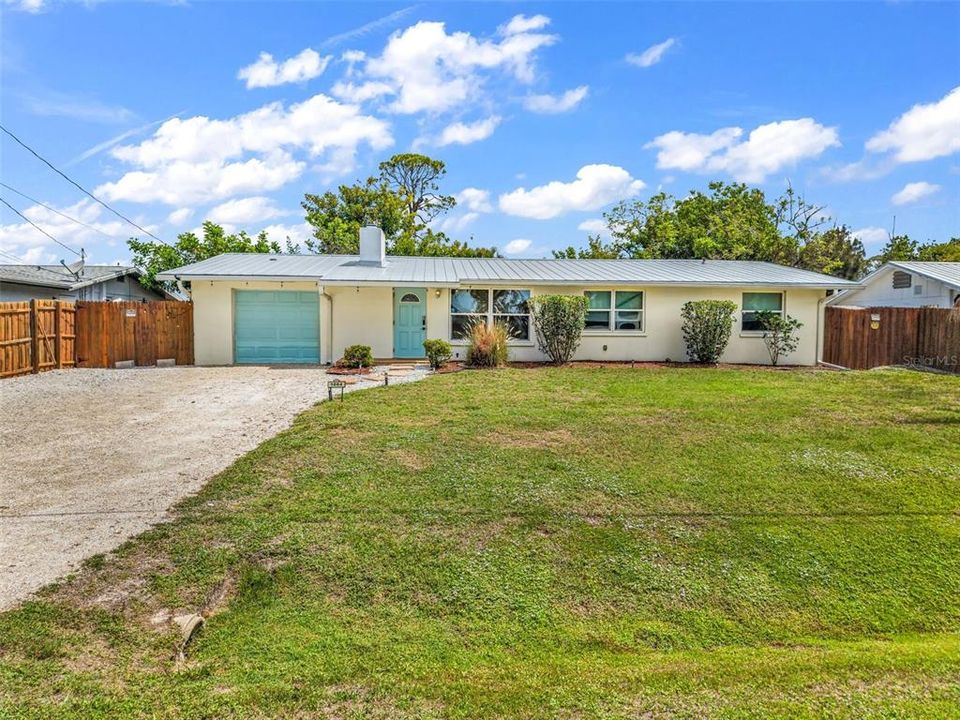 For Sale: $389,000 (3 beds, 2 baths, 1803 Square Feet)