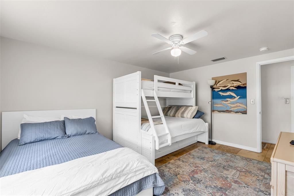 For Sale: $389,000 (3 beds, 2 baths, 1803 Square Feet)