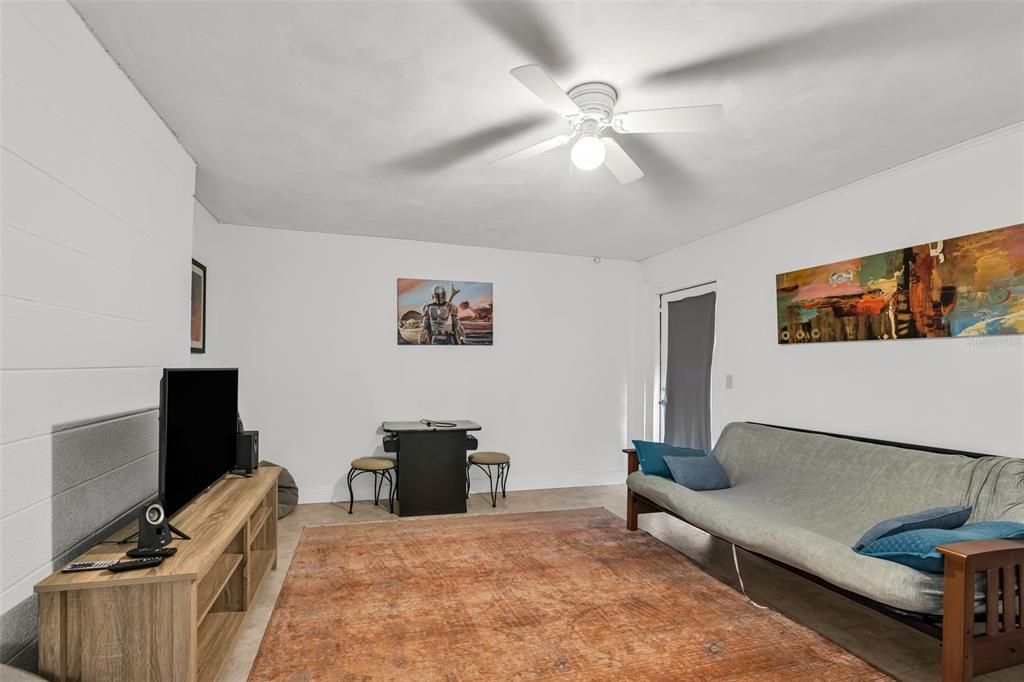 For Sale: $389,000 (3 beds, 2 baths, 1803 Square Feet)