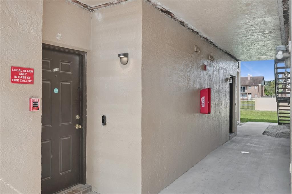 For Sale: $120,000 (2 beds, 2 baths, 1073 Square Feet)