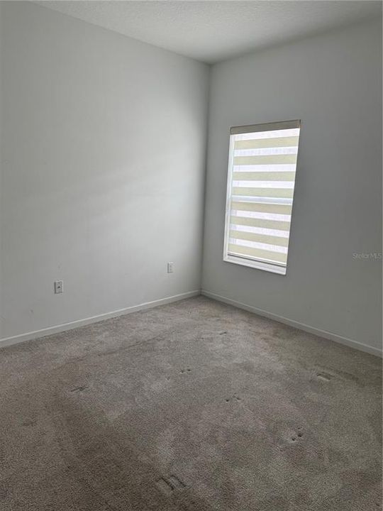 For Sale: $262,400 (4 beds, 2 baths, 1959 Square Feet)