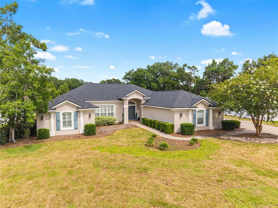 For Sale: $649,900 (4 beds, 3 baths, 2759 Square Feet)