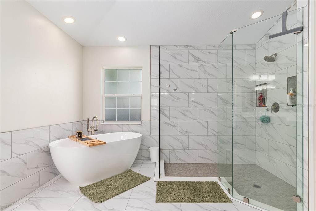 For Sale: $649,900 (4 beds, 3 baths, 2759 Square Feet)