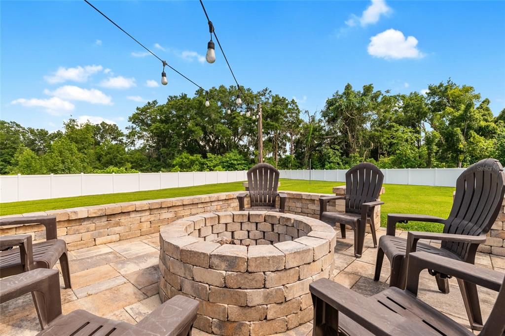 For Sale: $649,900 (4 beds, 3 baths, 2759 Square Feet)