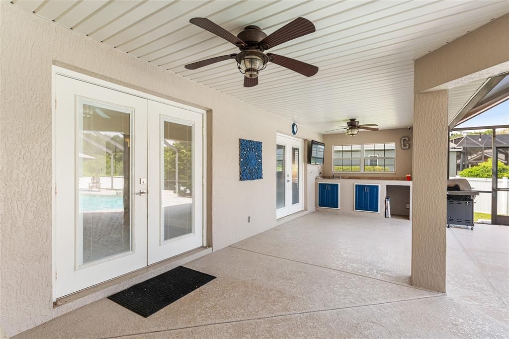 For Sale: $649,900 (4 beds, 3 baths, 2759 Square Feet)