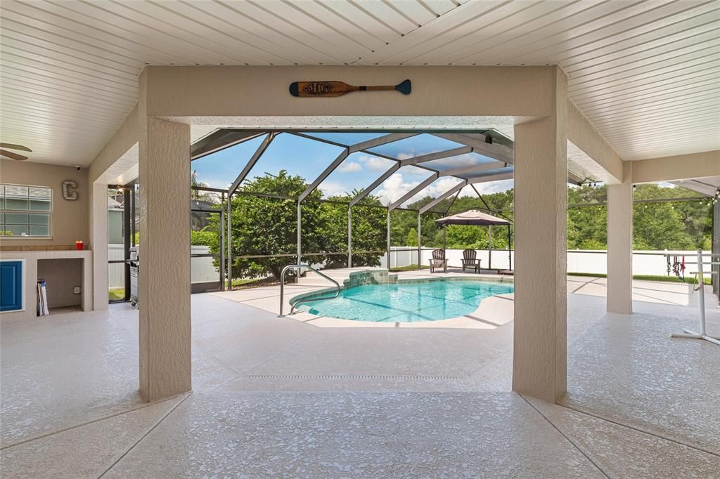 For Sale: $649,900 (4 beds, 3 baths, 2759 Square Feet)