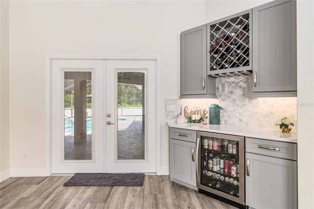 For Sale: $649,900 (4 beds, 3 baths, 2759 Square Feet)