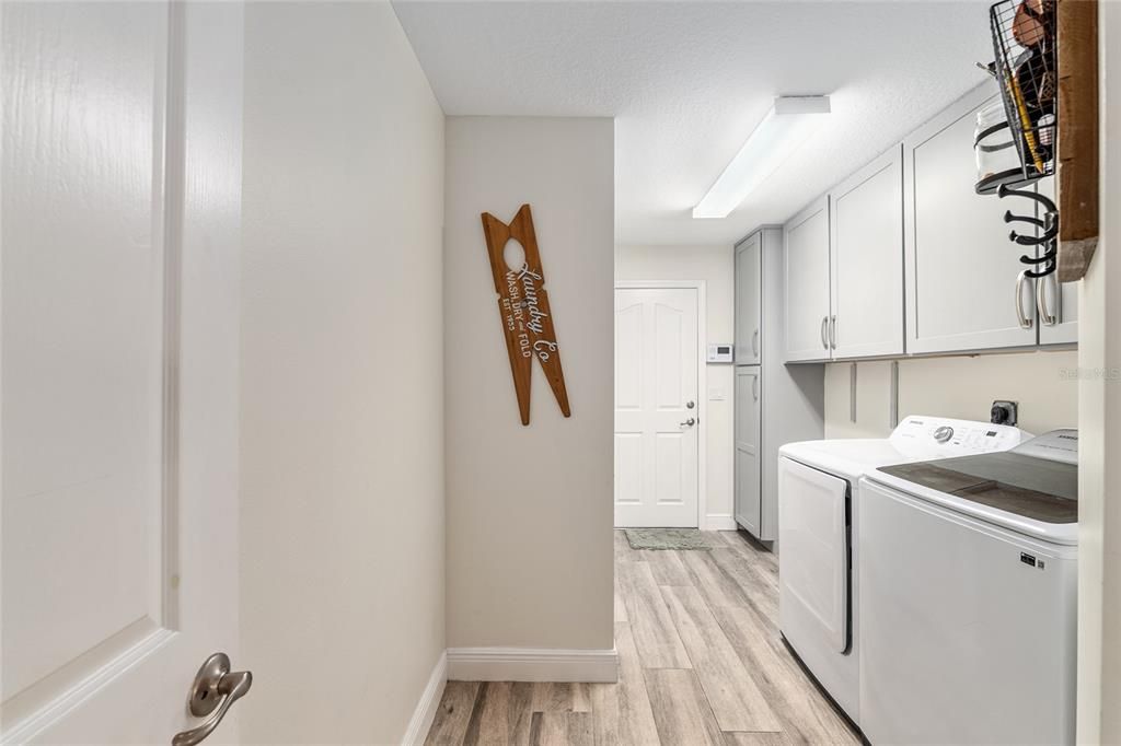For Sale: $649,900 (4 beds, 3 baths, 2759 Square Feet)