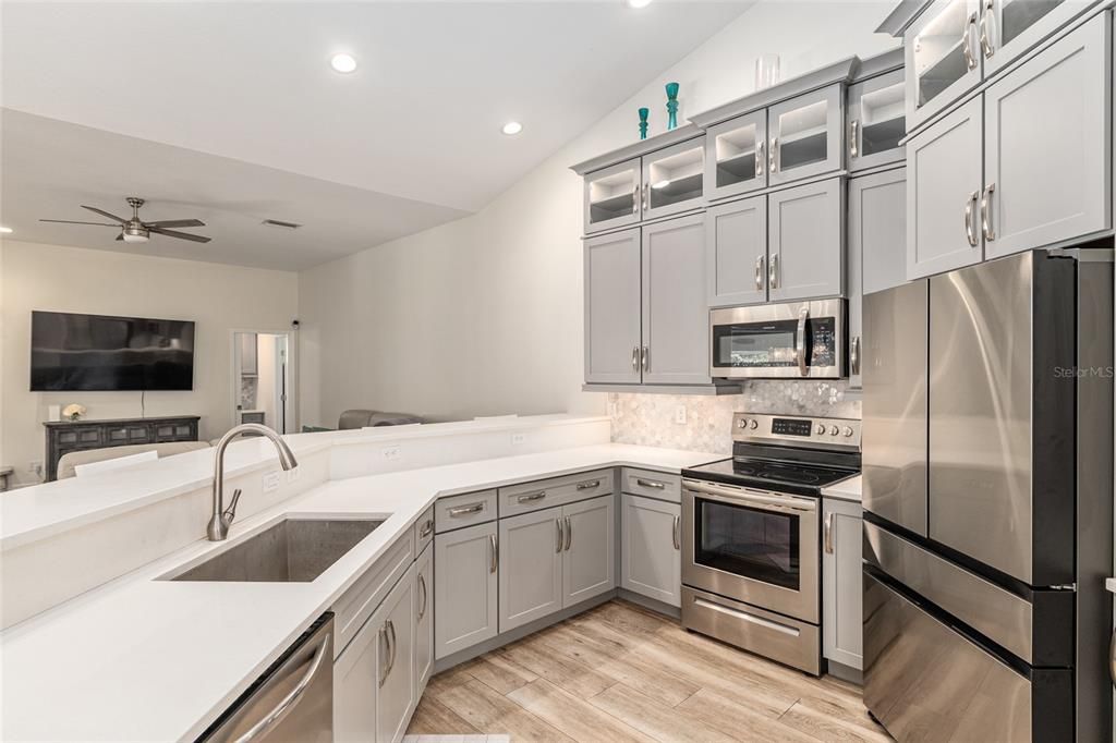 For Sale: $649,900 (4 beds, 3 baths, 2759 Square Feet)