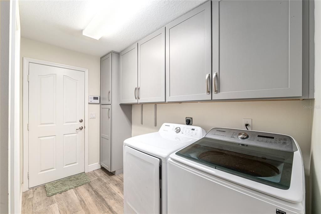 For Sale: $649,900 (4 beds, 3 baths, 2759 Square Feet)