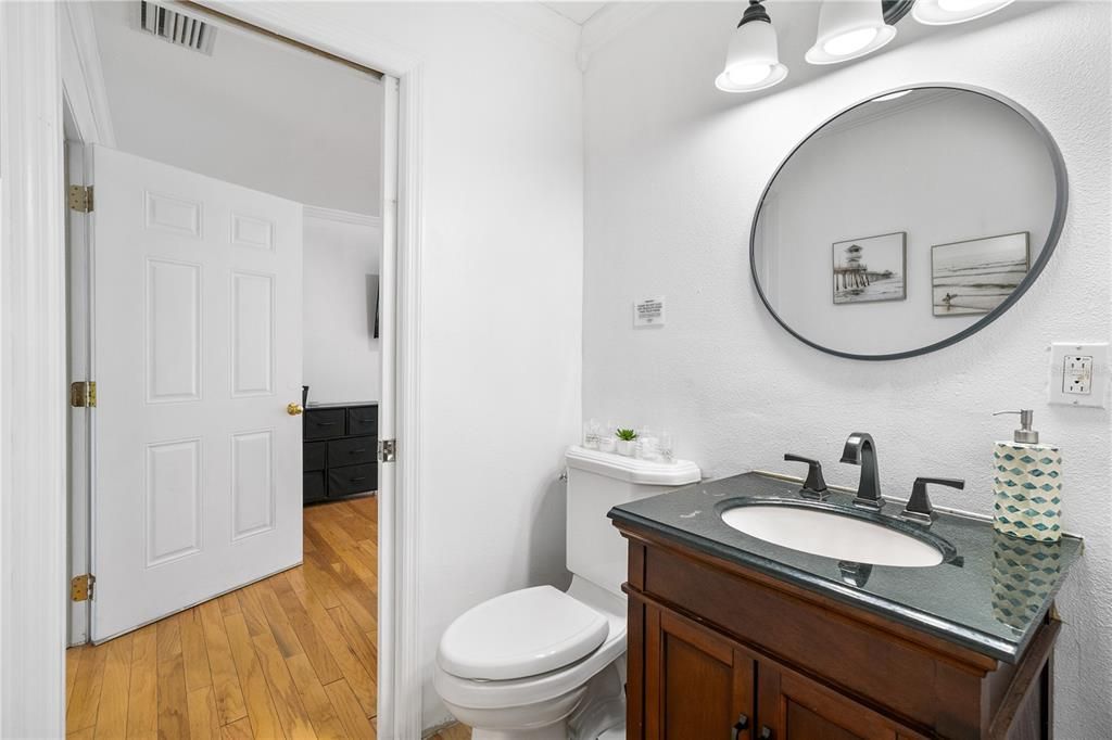 For Rent: $6,999 (7 beds, 3 baths, 5116 Square Feet)