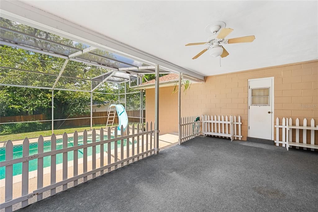 En Venta: $532,000 (4 camas, 2 baños, 2184 Pies cuadrados)