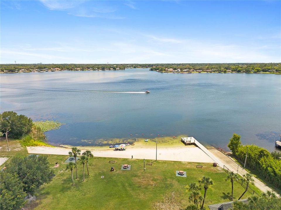 En Venta: $532,000 (4 camas, 2 baños, 2184 Pies cuadrados)