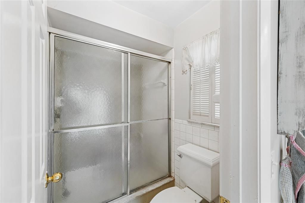 En Venta: $532,000 (4 camas, 2 baños, 2184 Pies cuadrados)