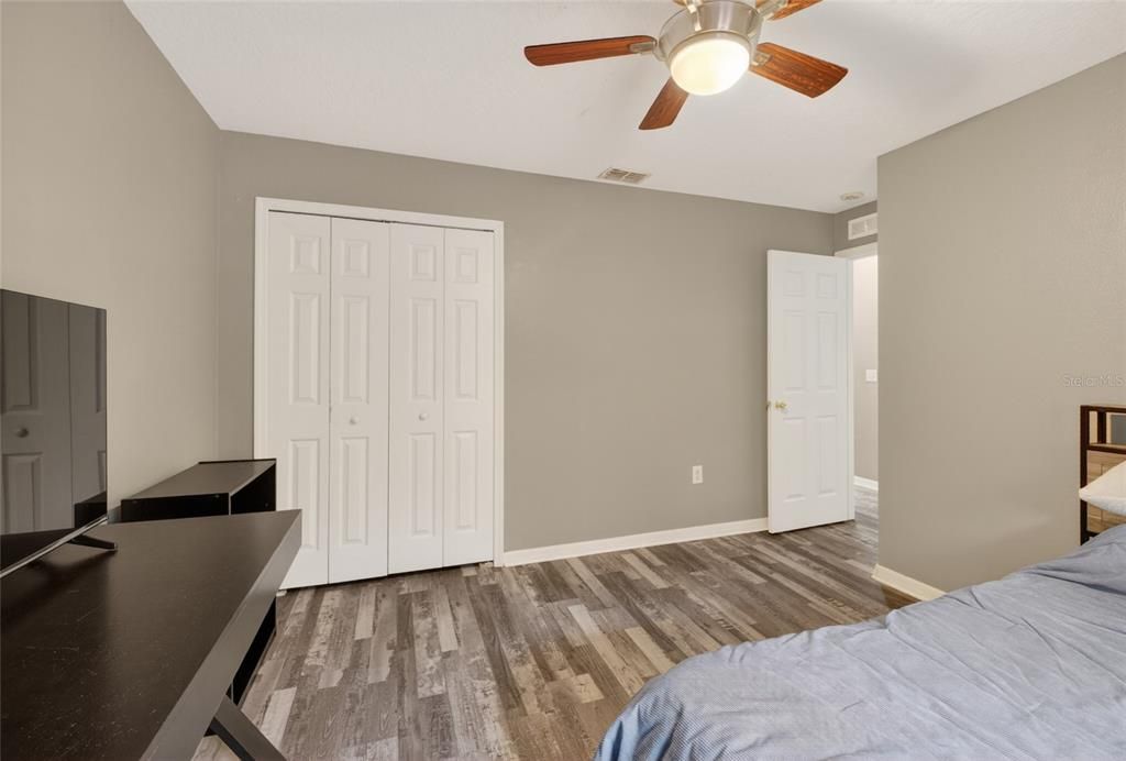 For Sale: $390,000 (4 beds, 2 baths, 2256 Square Feet)