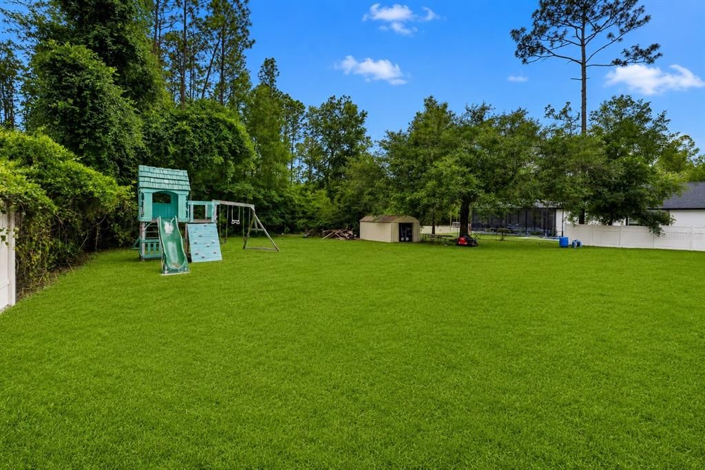 For Sale: $390,000 (4 beds, 2 baths, 2256 Square Feet)