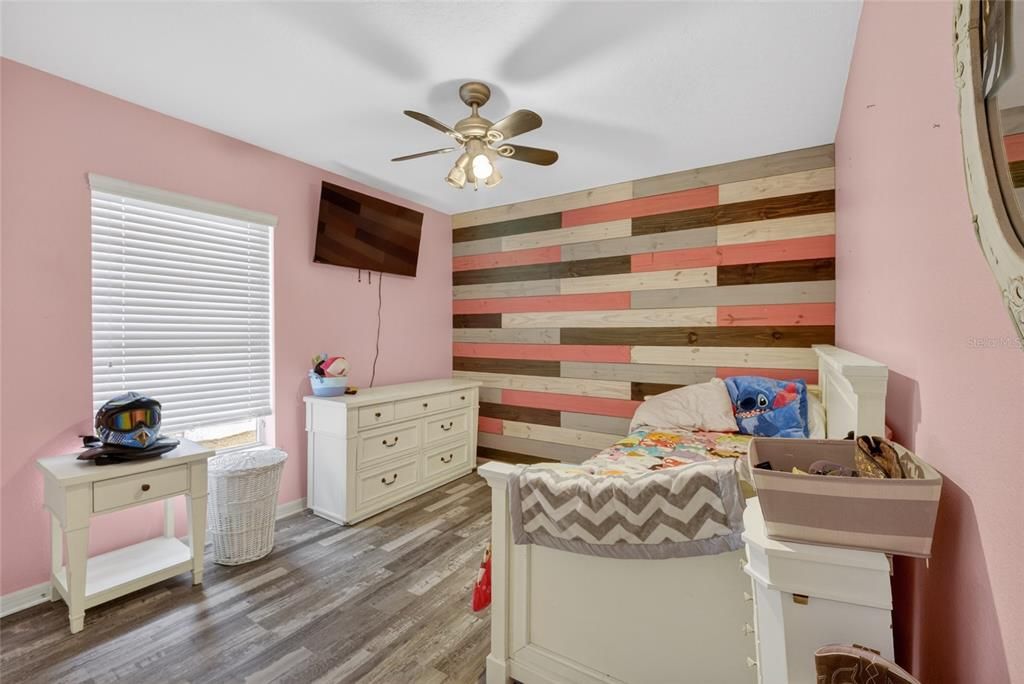 For Sale: $390,000 (4 beds, 2 baths, 2256 Square Feet)