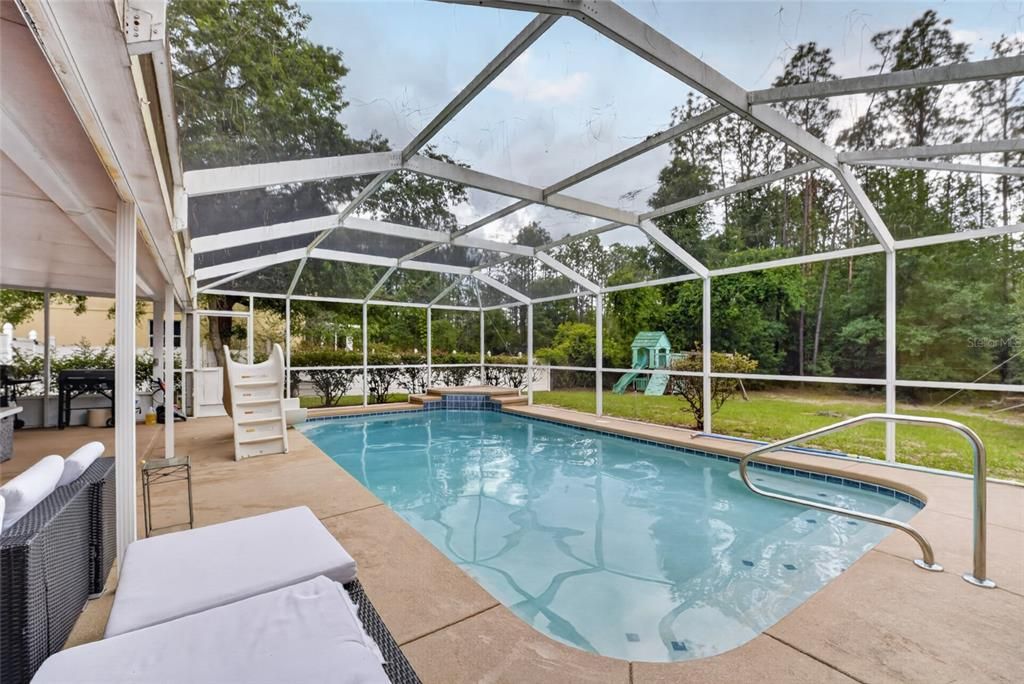 For Sale: $390,000 (4 beds, 2 baths, 2256 Square Feet)