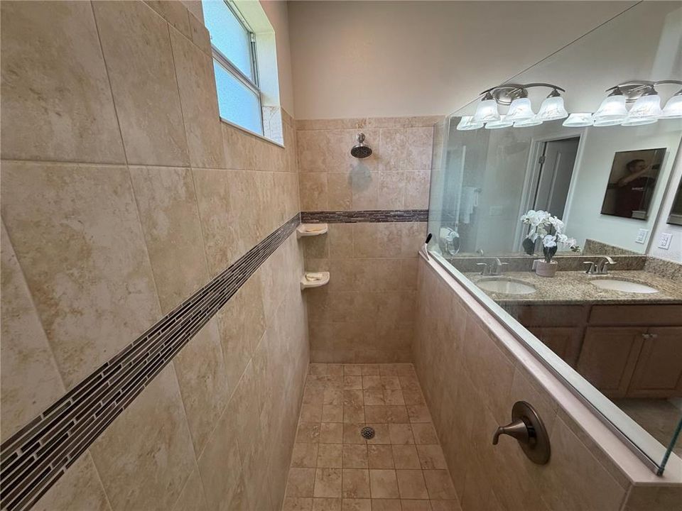 На продажу: $379,000 (3 спален, 2 ванн, 1672 Квадратных фут)