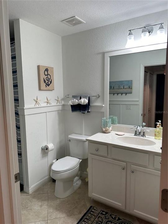 En Venta: $295,500 (2 camas, 2 baños, 1121 Pies cuadrados)