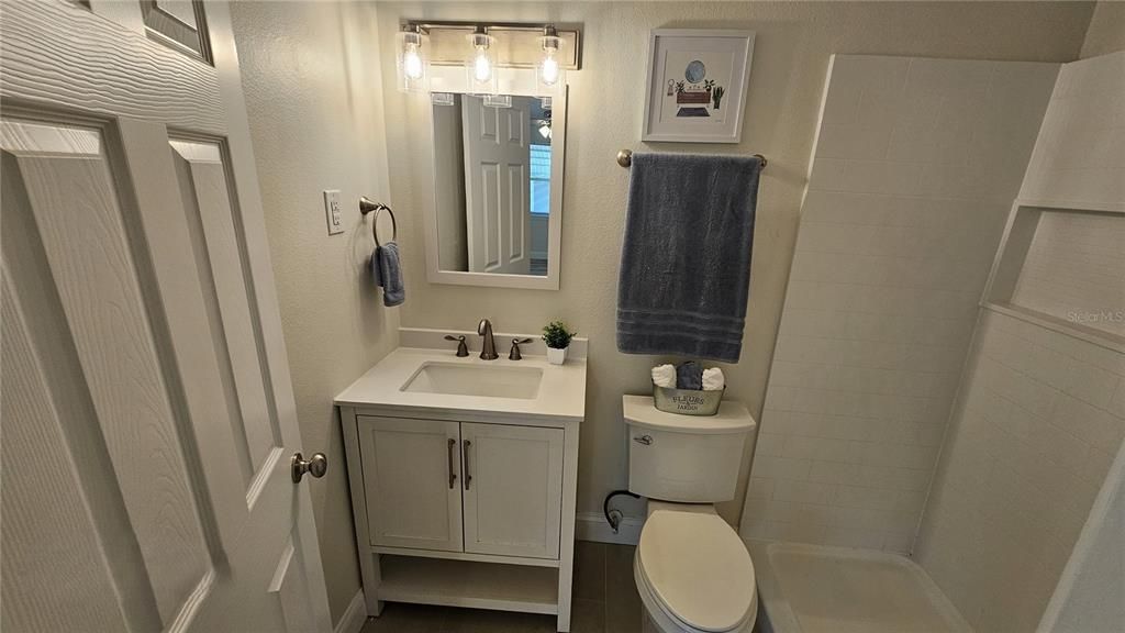 For Rent: $2,000 (3 beds, 2 baths, 1458 Square Feet)